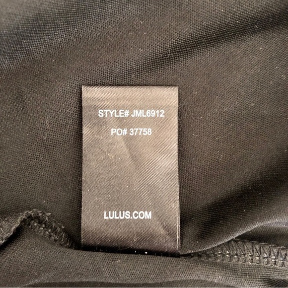 Lulus. Remarkable Black Lace Dress. Small - Picture 15 of 16